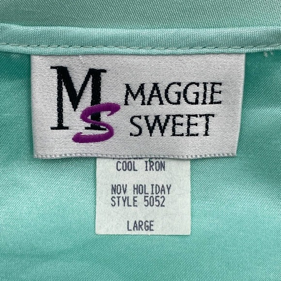 MAGGIE Sweet Turquoise Blue Sleeveless Embroidered Silky Blouse Large - Picture 8 of 11